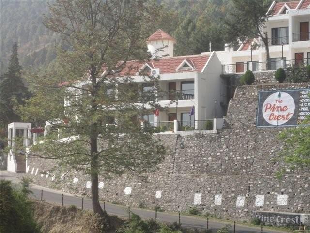 The Pine Crest Resorts