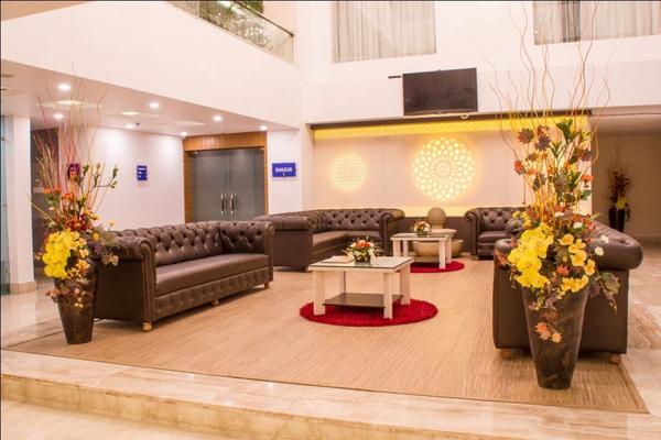 Hotel JSR Continental