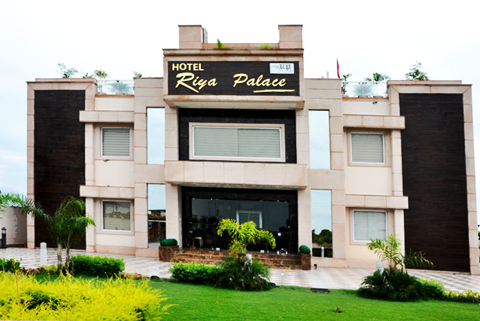 Hotel Riya Palace 