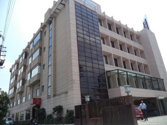 Hotel Saurabh Candy 