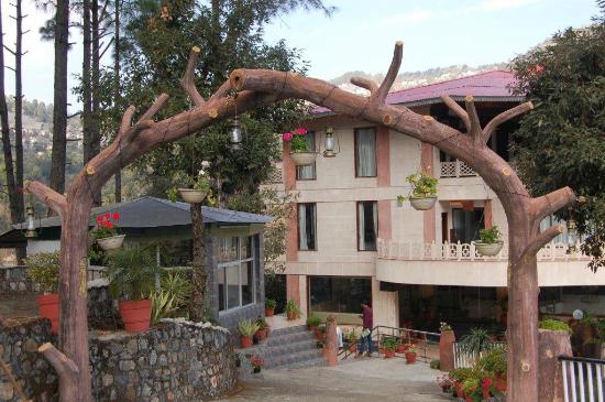 Aamod Resort 