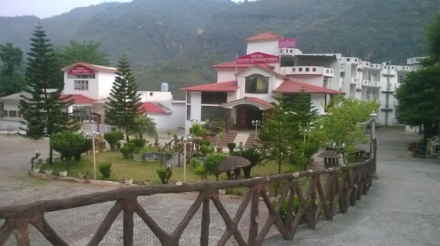 Hotel Sachin International