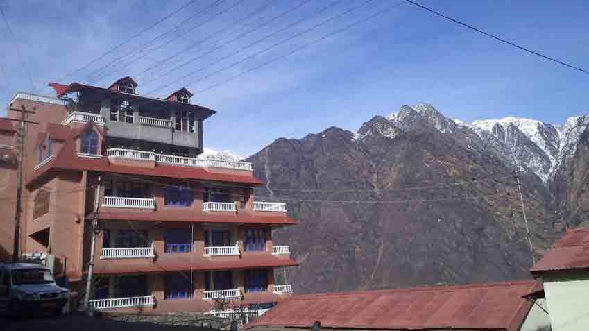 Hotel Malari Inn