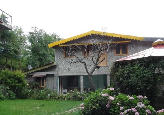 Woodside Retreat