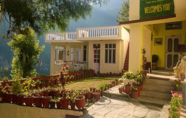 Monal Tourist Home