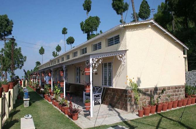 Mumukshu Resort