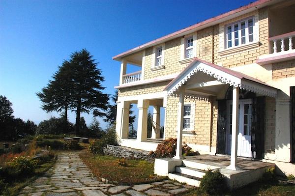 Grand Oak Manor
