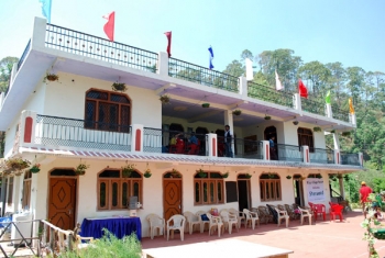 Hotel Riya Village Resort
